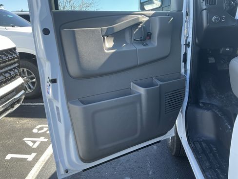 New 2026 Chevrolet Express 3500 Extended w/ Driver Convenience Package RWD image 9