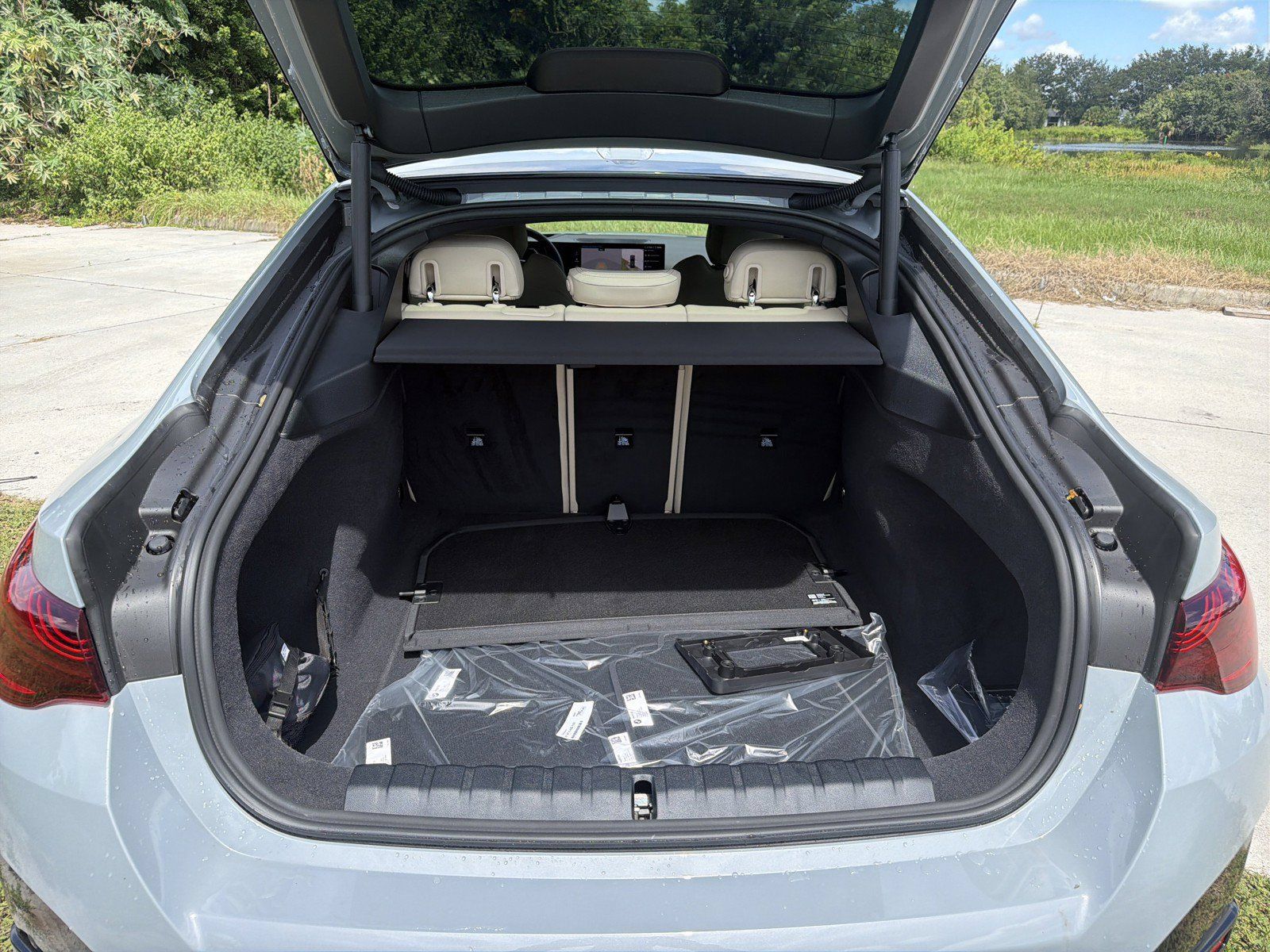 New 2027 BMW M440i w/ Premium Package RWD image 12