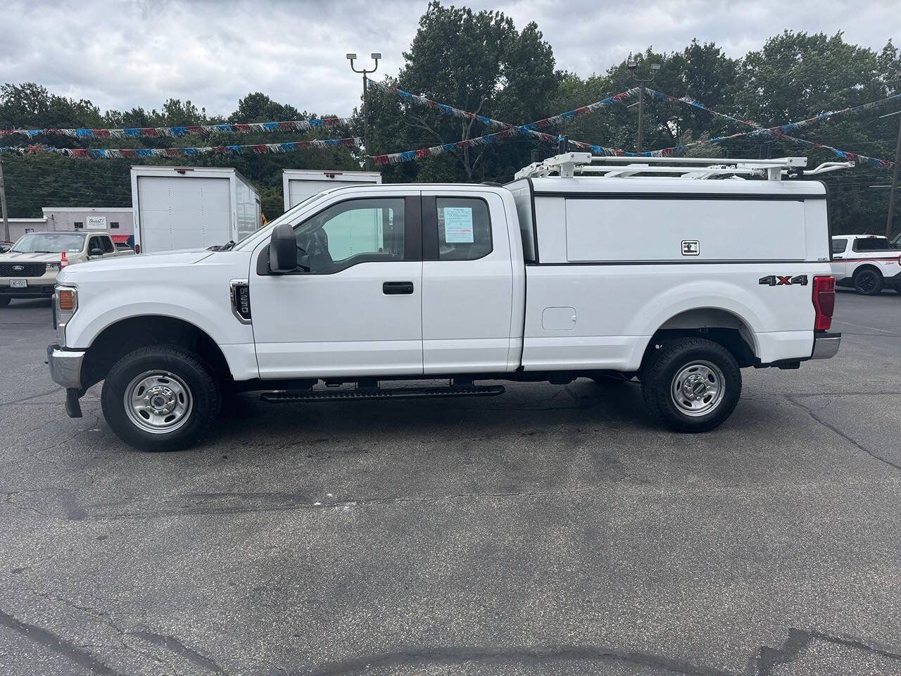 Used 2021 Ford F250 XL w/ Power Equipment Group AWD/4WD image 5