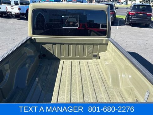 New 2026 Jeep Gladiator Sport AWD/4WD image 7