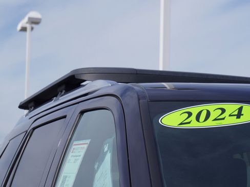 Used 2024 Toyota Sequoia Limited image 10