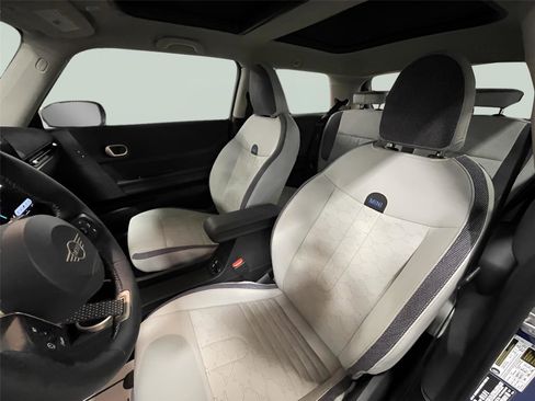 Used 2025 MINI Cooper S image 10