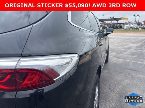 Used 2024 Buick Enclave Premium image 4