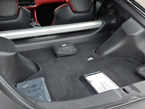 Certified 2025 Nissan Z Performance w/ Floor Mat Package RWD image 27