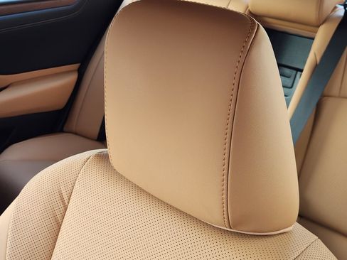 Certified 2025 Lexus ES 350 w/ Premium Package FWD image 24