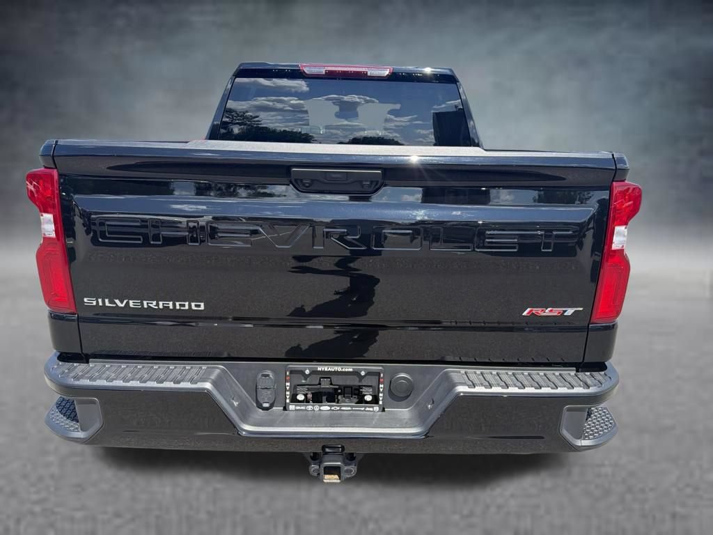 Used 2026 Chevrolet Silverado 1500 RST AWD/4WD image 7