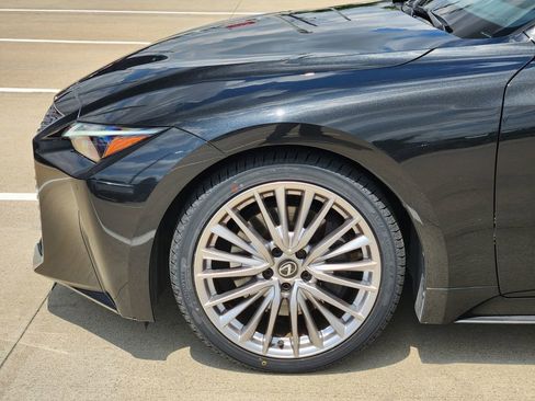 Used 2023 Lexus IS 300 w/ Premium Package RWD image 8