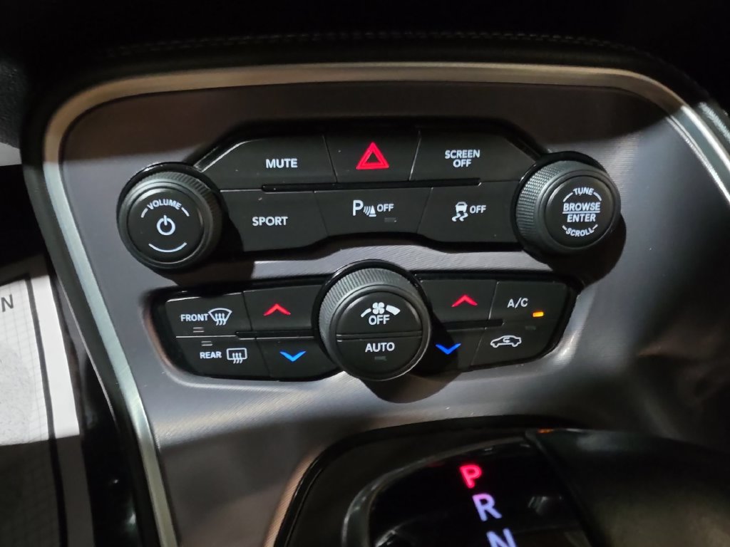 Used 2019 Dodge Challenger SXT w/ Driver Convenience Group RWD image 16