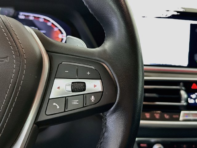 Used 2022 BMW X5 sDrive40i RWD image 14