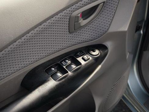 Used 2009 Hyundai Tucson GLS FWD image 13