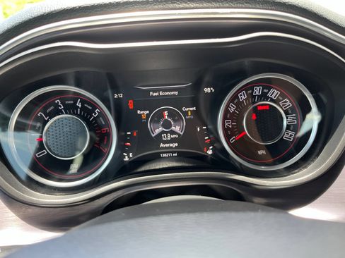Used 2015 Dodge Challenger R/T RWD image 22