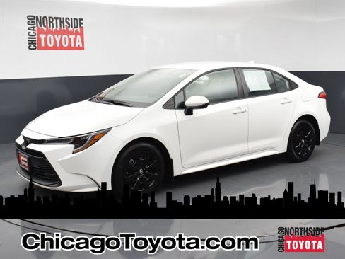 Used 2024 Toyota Corolla LE FWD image 1