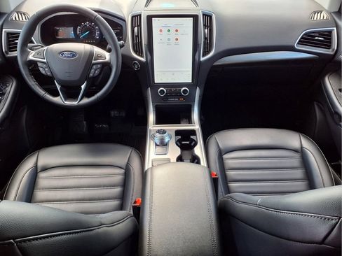 Used 2023 Ford Edge SEL w/ Convenience Package AWD/4WD image 11