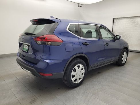 Used 2019 Nissan Rogue S FWD image 9