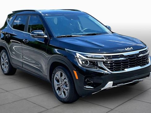 Used 2024 Kia Seltos S FWD image 3