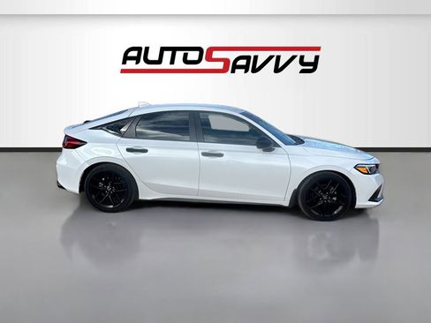 Used 2024 Honda Civic Sport image 8