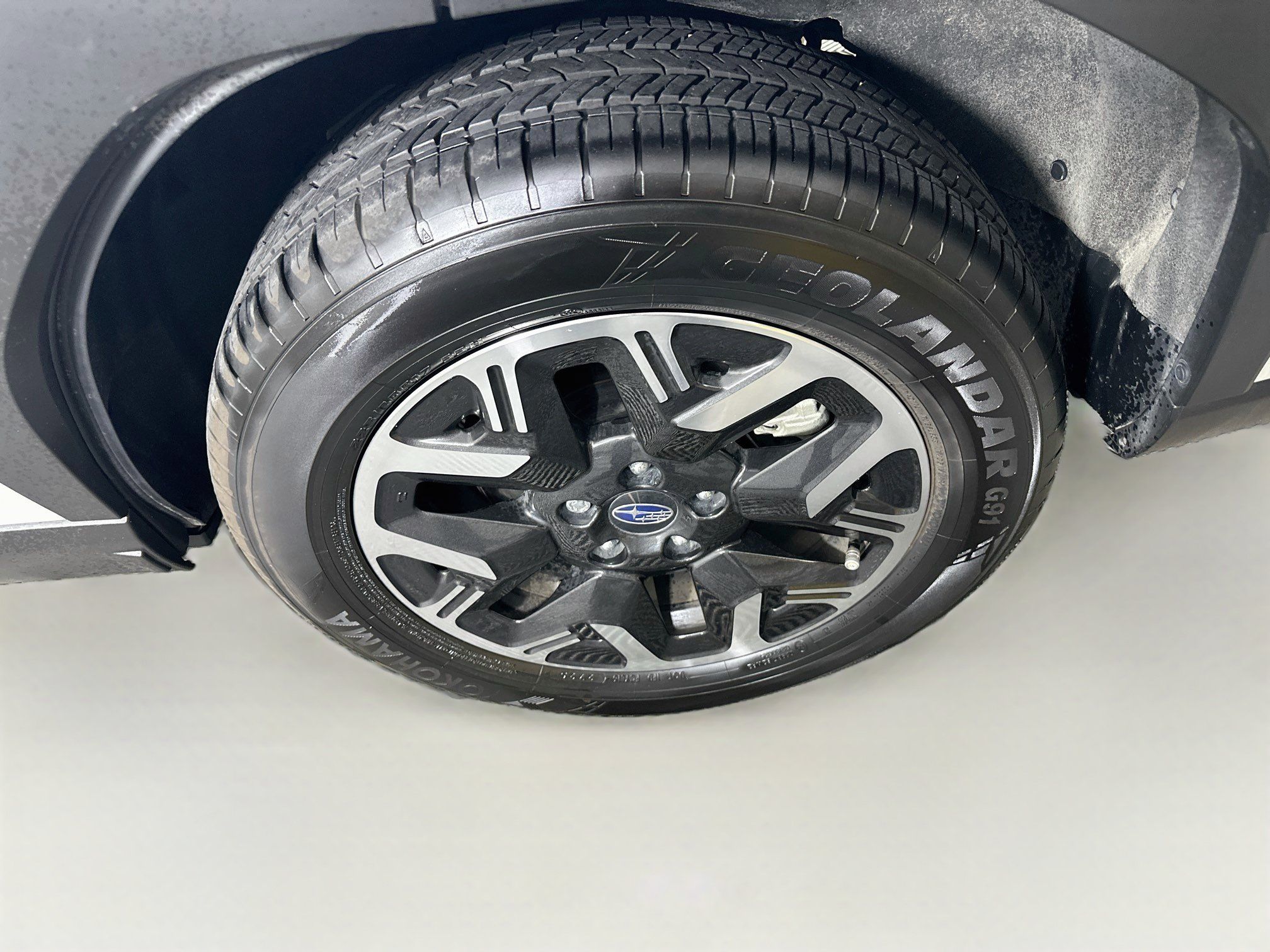 Used 2025 Subaru Forester Premium AWD/4WD image 11