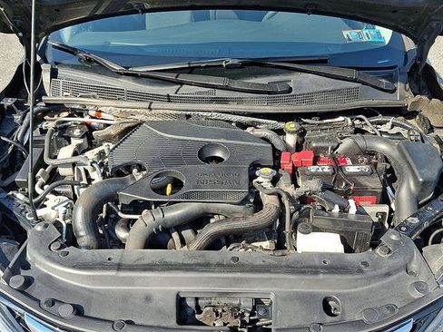 Certified 2017 Nissan Sentra SR Turbo w/ Protection Package FWD image 28