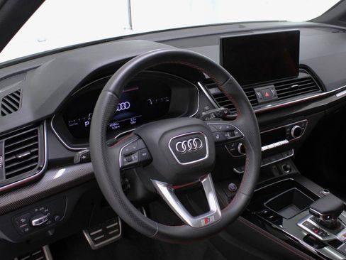 Used 2023 Audi SQ5 Premium Plus w/ Premium Plus Package AWD/4WD image 32