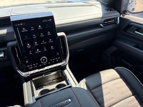 Used 2026 GMC Yukon XL AT4 Ultimate image 28