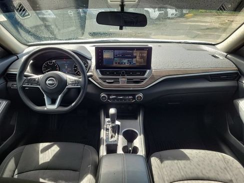 Certified 2025 Nissan Altima 2.5 SV w/ SV Special Edition Package FWD image 13