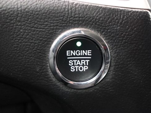 Used 2023 Ford Edge SEL image 43