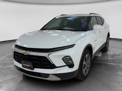 Used 2025 Chevrolet Blazer LT w/ Convenience Package image 7