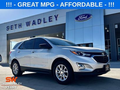 Used 2020 Chevrolet Equinox LS w/ LS Convenience Package