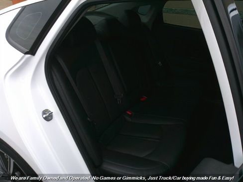 Used 2020 Kia Optima Premium image 21