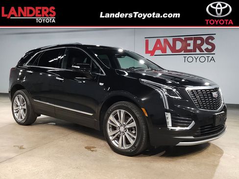 Used 2025 Cadillac XT5 Premium Luxury image 1