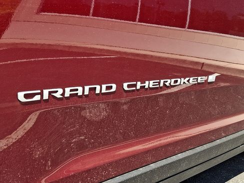New 2026 Jeep Grand Cherokee L Limited AWD/4WD image 19