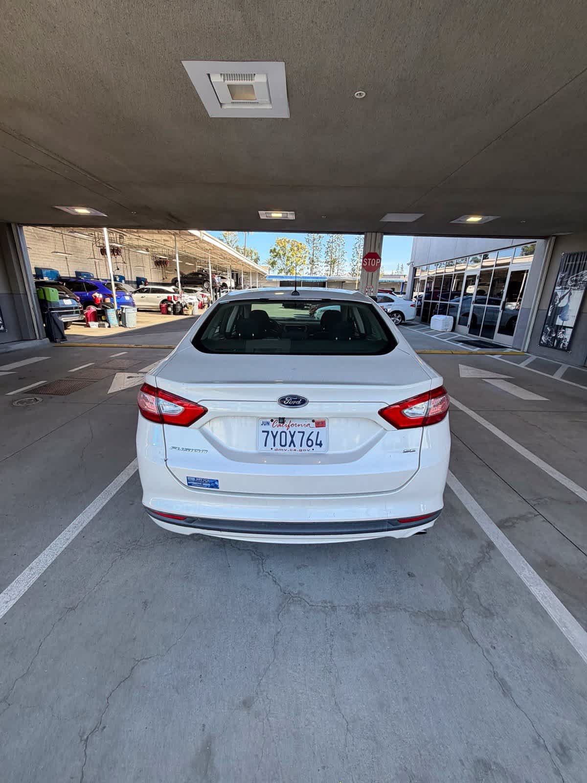 Used 2013 Ford Fusion SE FWD image 9