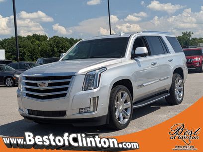 Used 2017 Cadillac Escalade Luxury