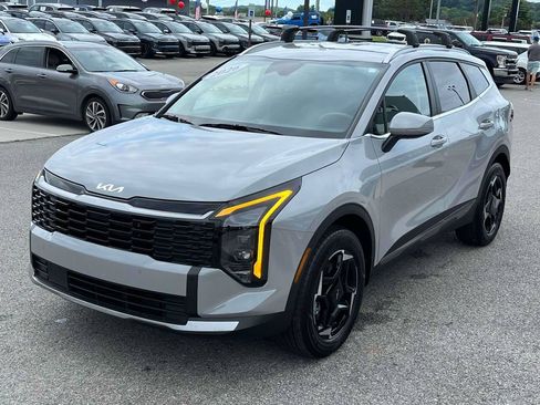 Certified 2026 Kia Sportage EX AWD/4WD image 32