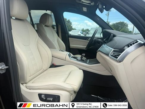 Used 2019 BMW X5 xDrive40i w/ Premium Package 2 AWD/4WD image 57