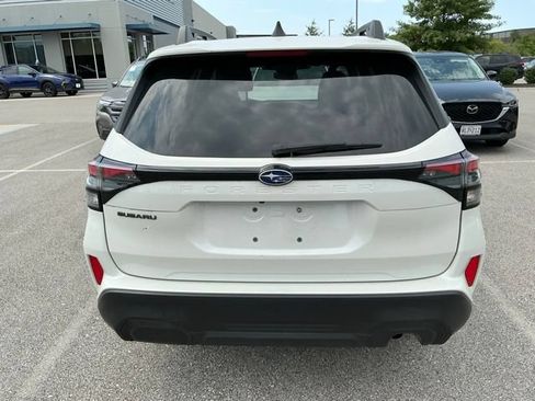 Certified 2025 Subaru Forester Premium AWD/4WD image 6