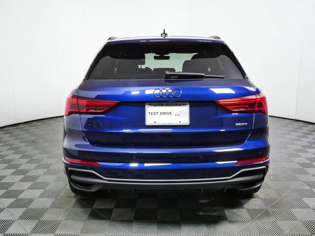 Used 2024 Audi Q3 2.0T Premium AWD/4WD image 25