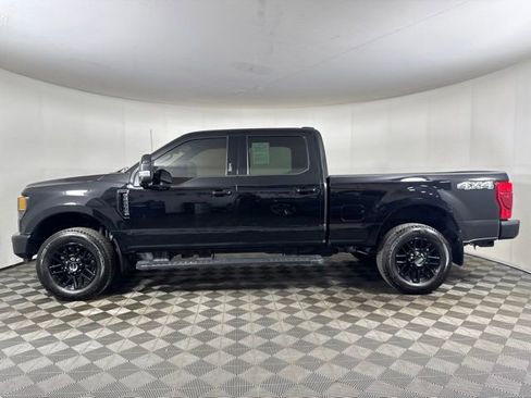 Certified 2022 Ford F250 Lariat w/ Black Appearance Package AWD/4WD image 7