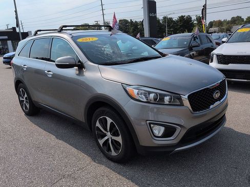 Used 2017 Kia Sorento EX w/ EX V6 Premium Package FWD image 1