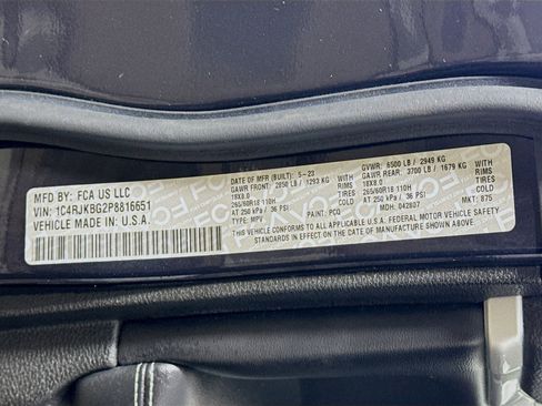 Used 2023 Jeep Grand Cherokee L Limited image 30