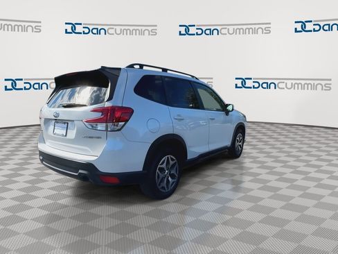 Used 2024 Subaru Forester Premium AWD/4WD image 8