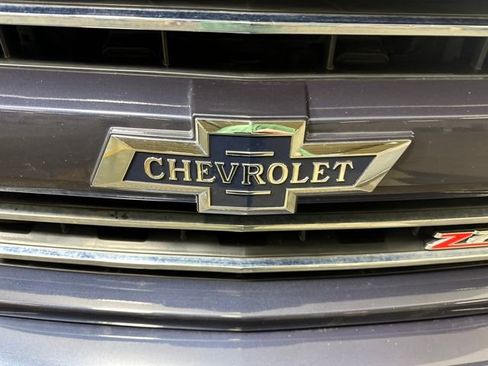 Used 2018 Chevrolet Silverado 1500 LTZ Z71 w/ Centennial Edition image 9