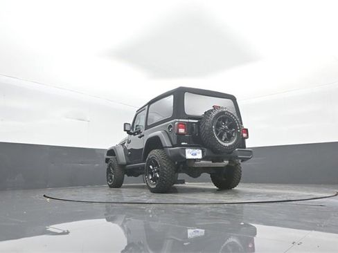 Used 2022 Jeep Wrangler Willys image 33