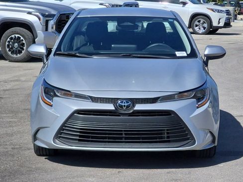 Used 2025 Toyota Corolla LE FWD image 8