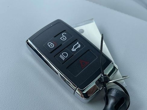 New 2026 Land Rover Range Rover Sport SE AWD/4WD image 41