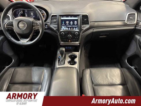 Used 2018 Jeep Grand Cherokee Limited image 36