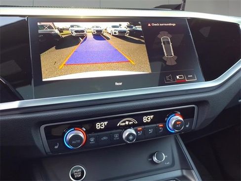 Used 2025 Audi Q3 2.0T Premium w/ Convenience Package image 21