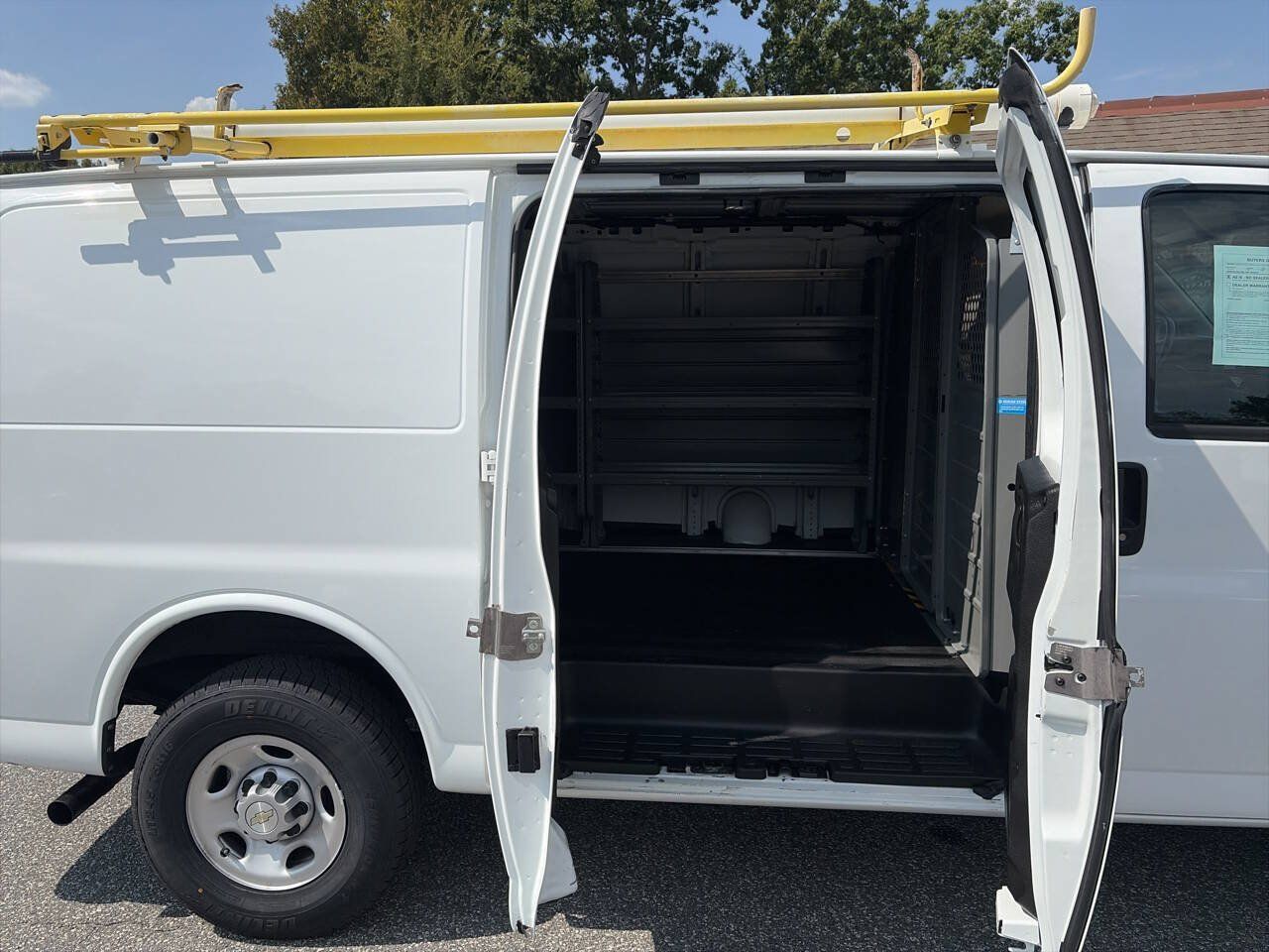 Used 2022 Chevrolet Express 2500 w/ Driver Convenience Package RWD image 26