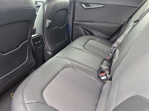 New 2026 Kia Niro Wind FWD image 12