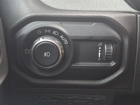 Used 2024 Jeep Wrangler Unlimited Sport AWD/4WD image 26
